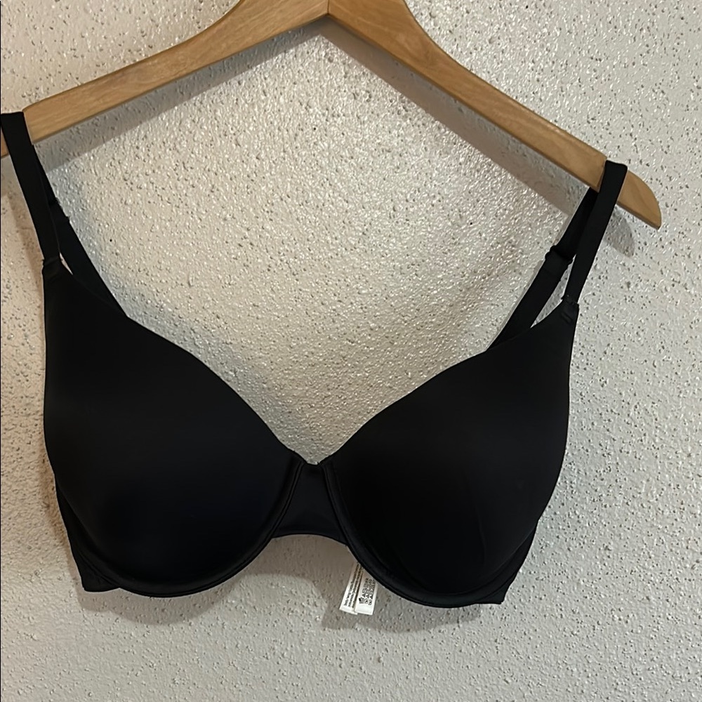 Pink by Victoria Secret Black Women's Bra Size 32G